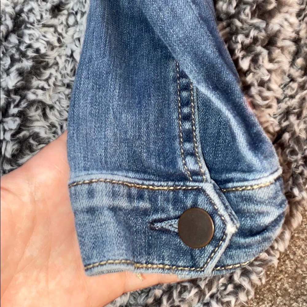 Jean Jacket - Picture 2 of 4